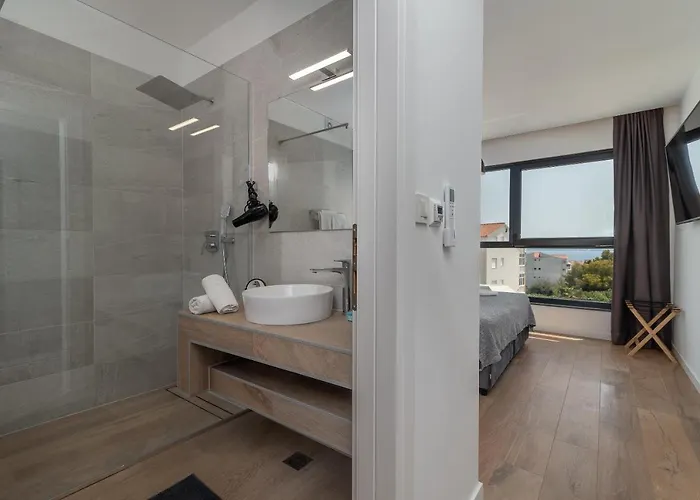 Villalux2022 Mit Pool Beheizt * تروغير