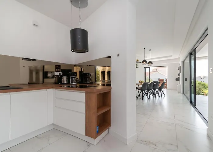 فيلة Villalux2022 Mit Pool Beheizt